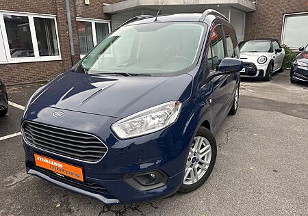 Ford Tourneo Courier Titanium - 518