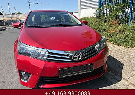 Toyota Corolla 1,6 AUTOMATIK NAVI CAM LIMOUSINE
