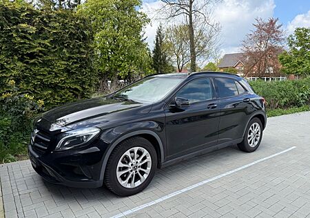 Mercedes-Benz GLA 220 Mercedes CDI | TÜV neu | Top Zustand