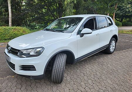 VW Touareg Volkswagen 3.0 V6 TDI Tiptronic Edition X BMT E...
