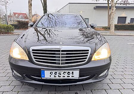 Mercedes-Benz S 500 L schwarz - Leder grau mit Handy-Bluetoot