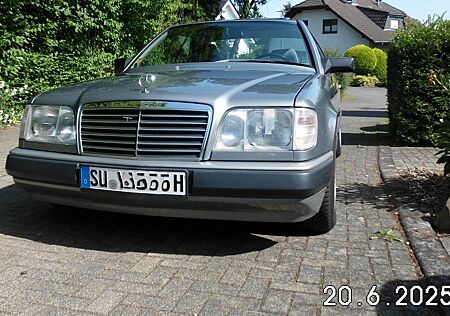 Mercedes-Benz C 230 mit H-Kennzeichen, Oldtimer