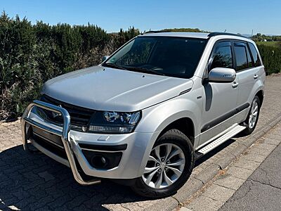 Suzuki Grand Vitara 1.9 DDiS*4x4*2HD*Rammbügel*HU-NEU