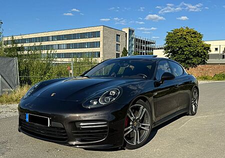 Porsche Panamera GTS APPROVED 12/26 LED Sport Chrono