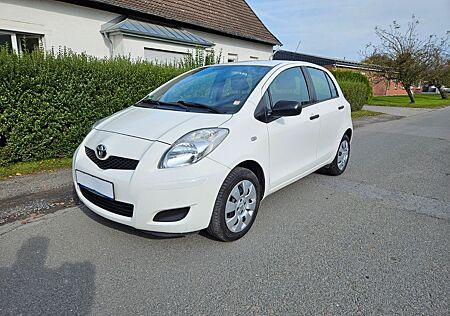 Toyota Yaris Cool 1,0