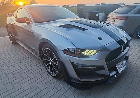 Ford Mustang GT