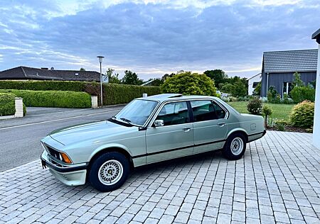 BMW 728i TOP! rostfrei! Text lesen! Tür defekt