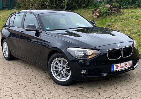 BMW 118i Urban Line erst 81tkm+Vollleder+Alu+PDC !!!