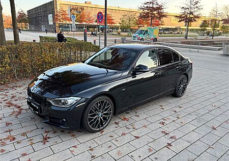 BMW 320d F30 Sport Line | Leder | Head Up Display