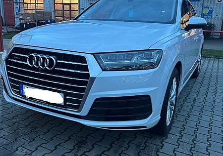 Audi Q7 S-Line 3.0 TDI quattro TOP