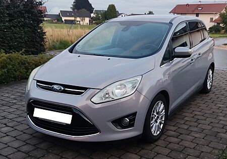 Ford Grand C-Max 1,6TDCi 85kW Titanium Titanium