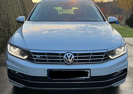 VW Passat Variant Volkswagen 2.0 TDI SCR 176kW DSG 4MOT Hi...