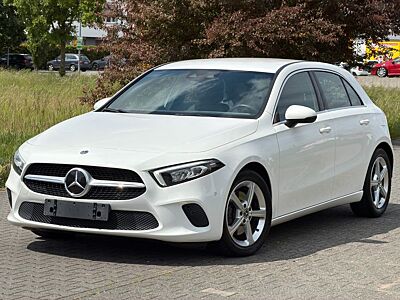 Mercedes-Benz A 220 *WIDESCREEN*DISTRONIC*ASSIST*CARBON*