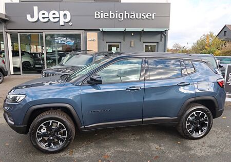 Jeep Compass High Upland PlugIn Hybrid 4xe Trailhawk