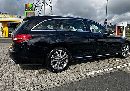 Mercedes-Benz C 250 d 4MATIC T EXCLUSIVE, 9G Tronik 360 Kamera