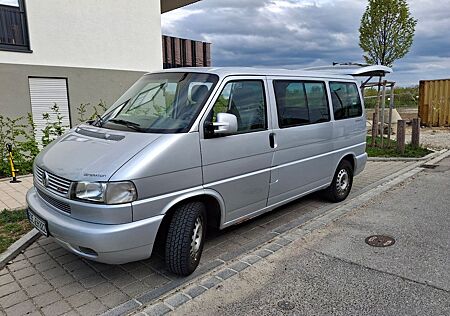 VW T4 Multivan Volkswagen 2,5 TDI mit Wohnmobilzulassung