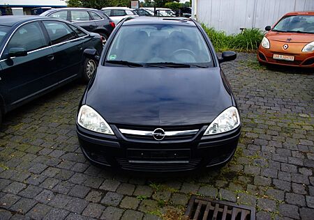 Opel Corsa 1.2 16V Sport