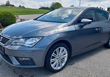 Seat Leon 2.0 TDI Xcellence LEDER/NAVI/SHZG/ALU