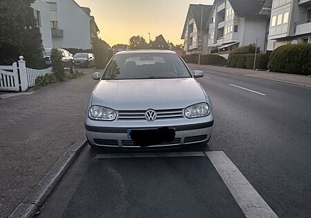VW Golf Volkswagen 1.9 TDI