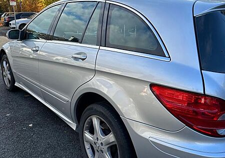 Mercedes-Benz 320 4 matic amg ausstattung