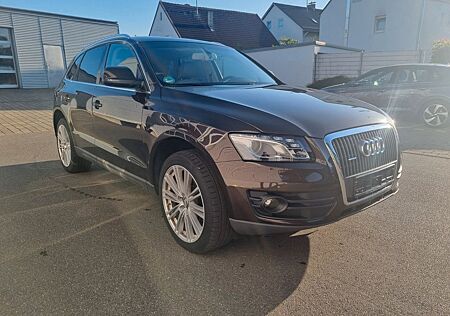 Audi Q5 2.0 TDI S tronic quattro -