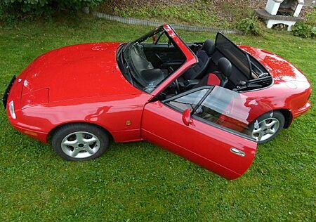 Mazda MX-5 1.6 -