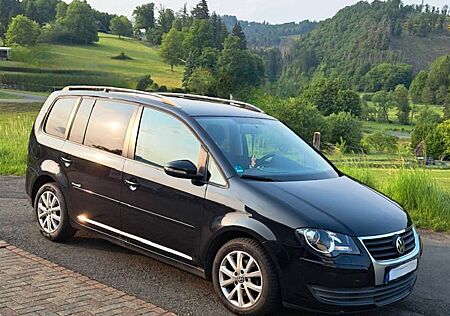 VW Touran Volkswagen 1.9 TDI Freestyle BlueMotion