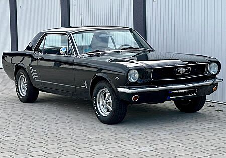 Ford Mustang 1966, Vollrestauration, Schalter!