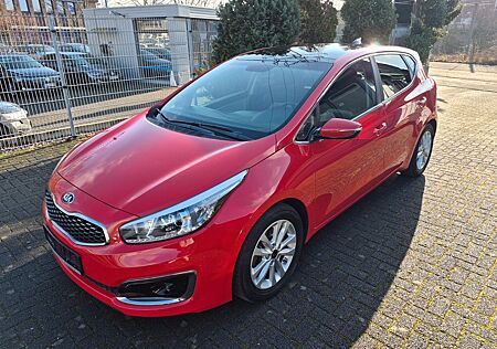 Kia Cee'd / Ceed
