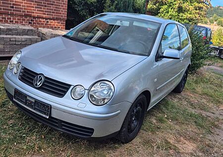 VW Polo Volkswagen 1.4 Comfortline 08.2027 TÜV