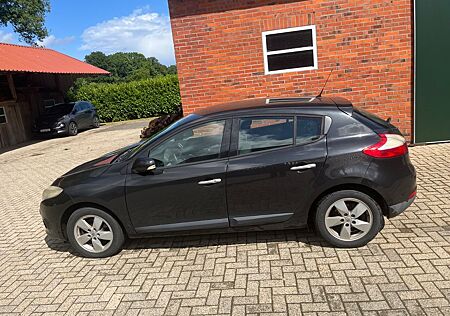 Renault Megane Dynamique 1.6 16V 110 Dynamique