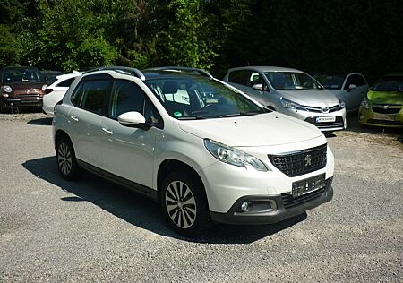Peugeot 2008 Active* Panorama* AHK* Sitzheizung*