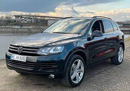 VW Touareg Volkswagen Toaureg 3.0TDI(245PS) TÜV&Inspektion Neu