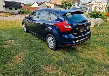 Ford Focus 1,6TDCi 85kW DPF Champions Edition Cha...