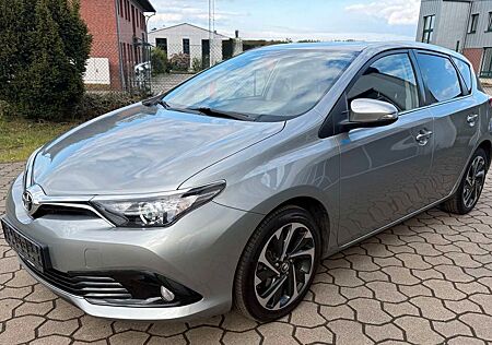 Toyota Auris Design Edition Tüv-Wartung Neu! 11900€