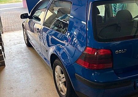 VW Golf Volkswagen 1.4 Basis