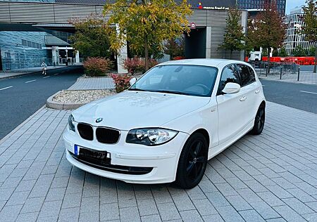 BMW 116d Edition Lifestyle Edition Lifestyle