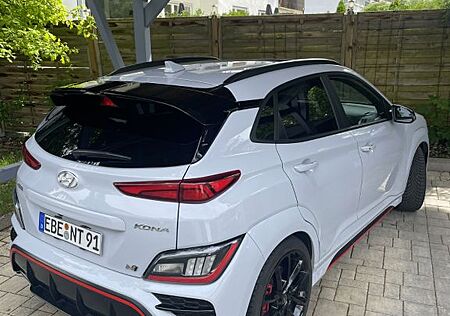 Hyundai Kona N, Voll + AHK + Winterräder