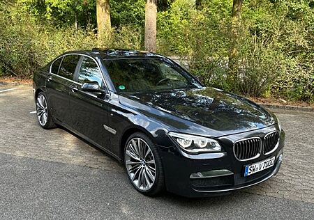 BMW 730d F01 xDrive - M-Paket Standheizung