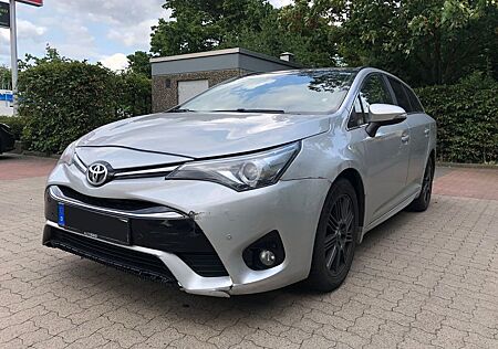 Toyota Avensis 2,0-l-D-4D Comfort Touring Sports
