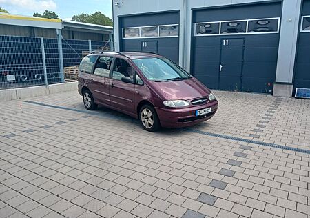 Ford Galaxy 2.8 GLX GLX