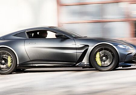 Aston Martin V12 Vantage