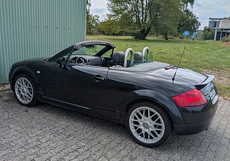 Audi TT Roadster 1.8T - innen TOP! neuer Zahnriemen!