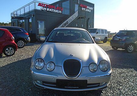 Jaguar S-Type V6