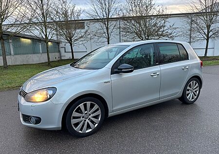 VW Golf Volkswagen 1.2 TSI Style NAVI! KLIMA! SHZ! PDC! ALU!
