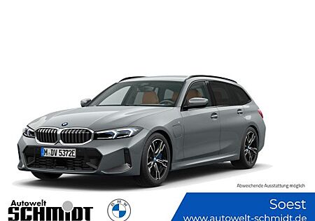 BMW 330e Touring M Sport / NP= 76.680,- / AHK /