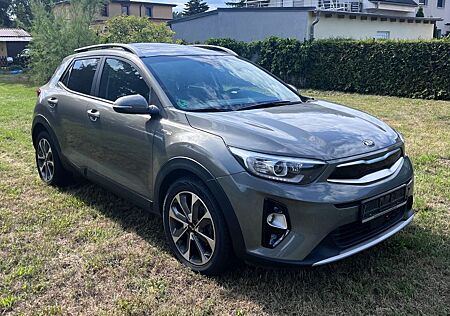 Kia Stonic 1.0 T-GDI 120 Platinum Edition Platin...