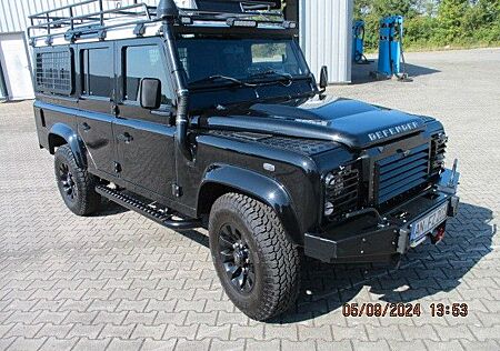 Land Rover Defender 110 TD4 Station Wagon SE