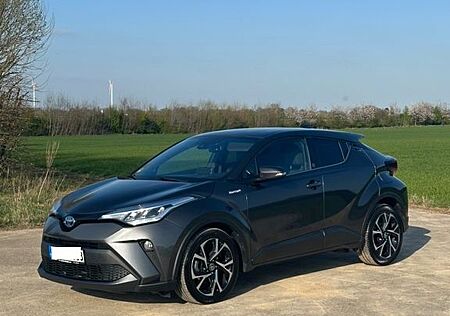 Toyota C-HR 1.8-l-VVTi Hybrid Team Deutschland Team...