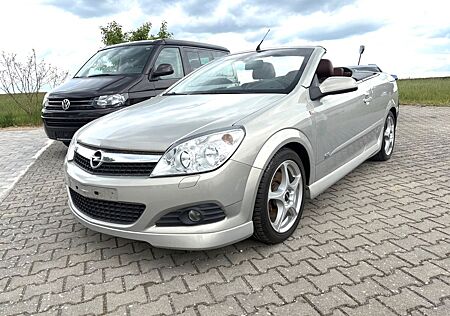 Opel Astra H Twin Top Endless Summer/Cabrio